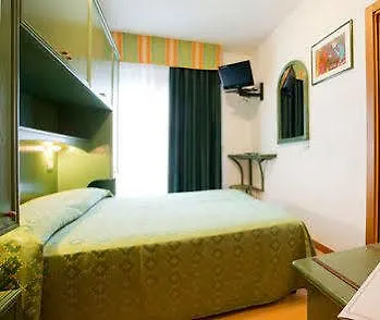 Polo Hotel Lido di Jesolo 2*,  Italy